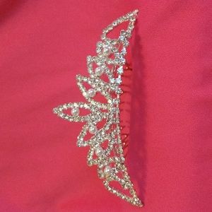 Rhinestone and faux pearl tiara hair comb